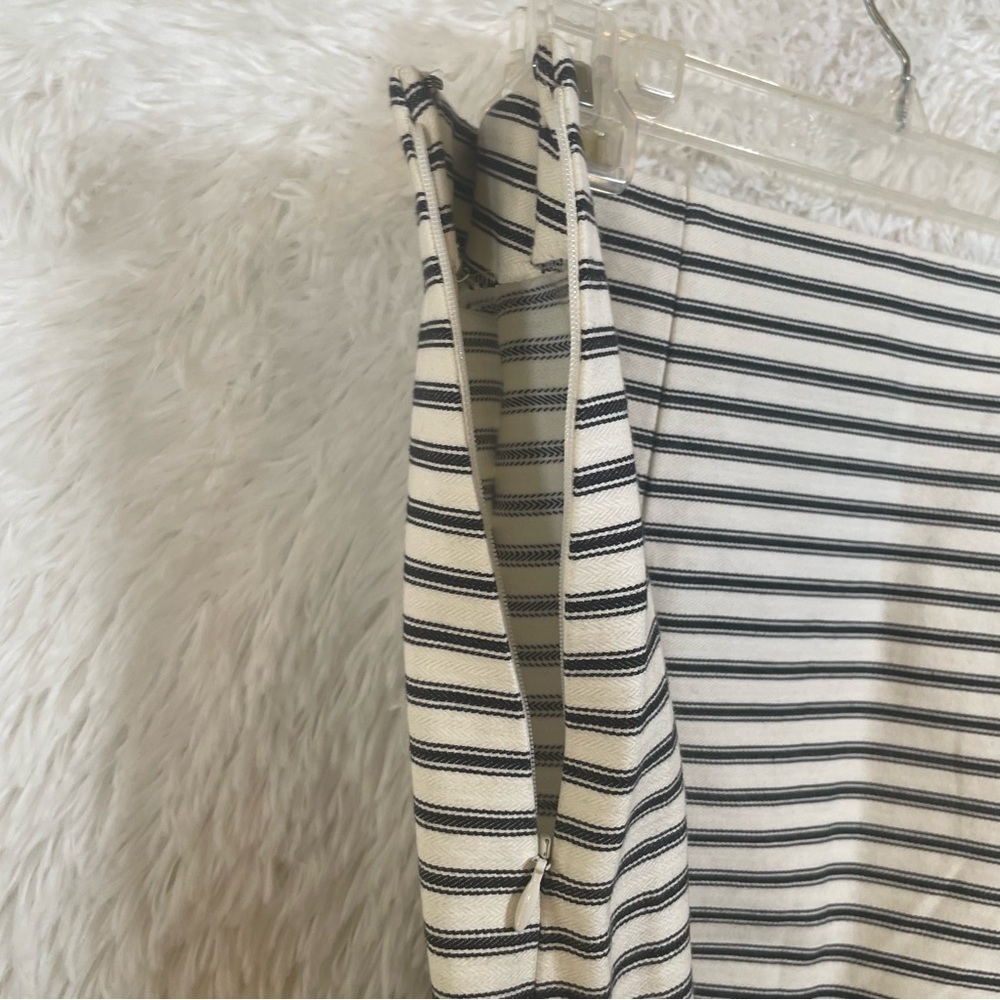 Ann Taylor LOFT Skirt - Picture 6 of 7